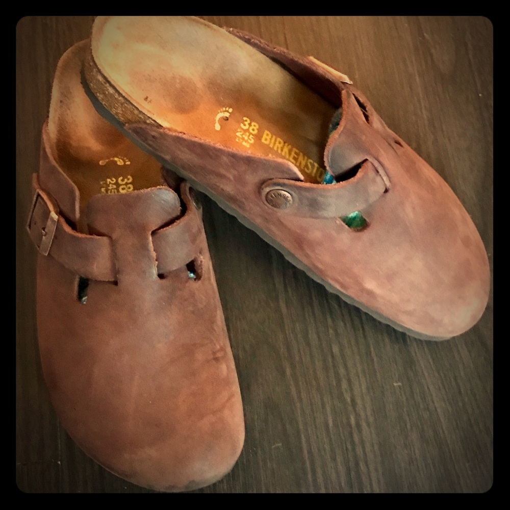 Birkenstock Boston in Oiled Leather Mocha